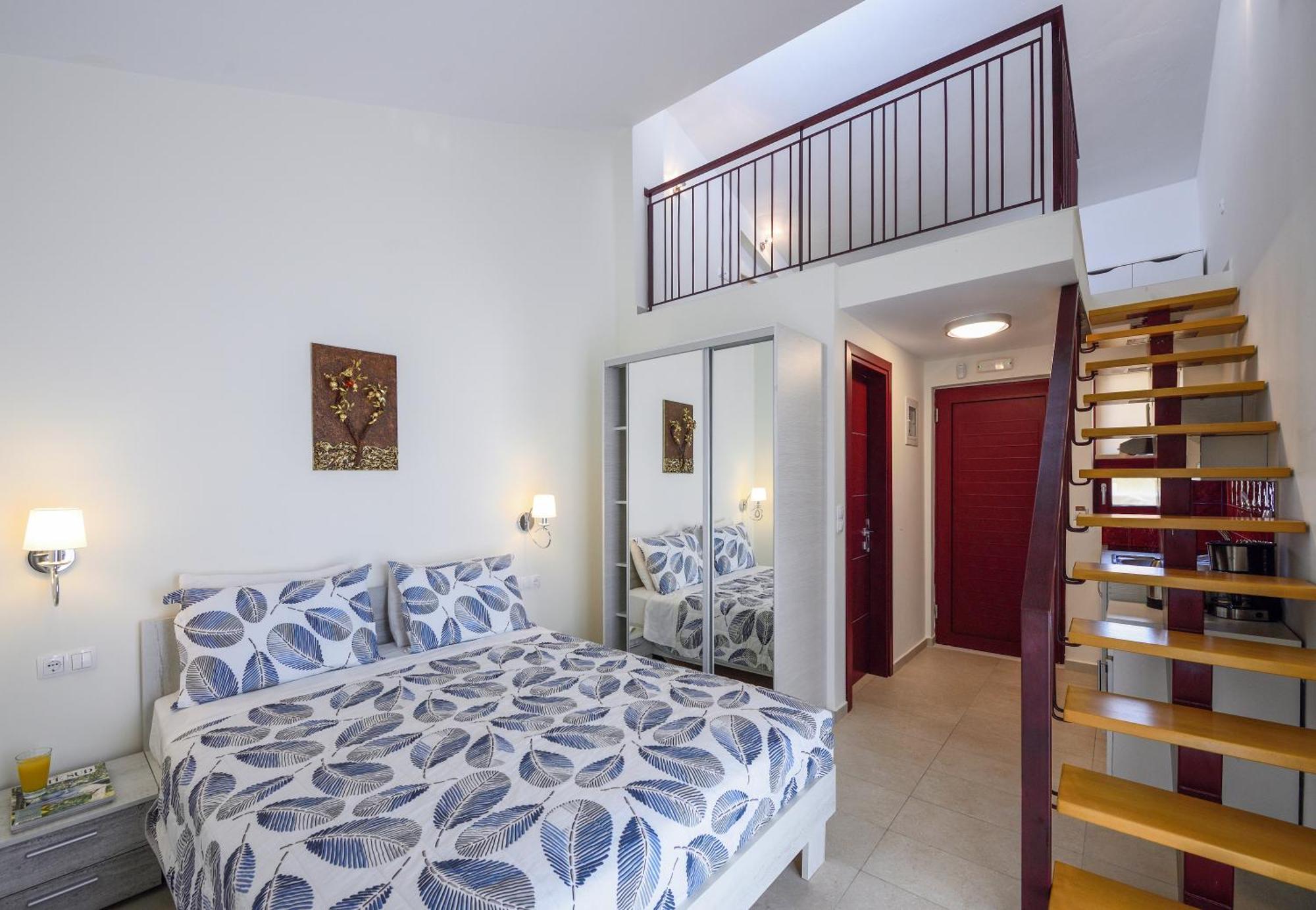 Elpiniki Luxury Rooms Νέα Ποτίδαια Εξωτερικό φωτογραφία
