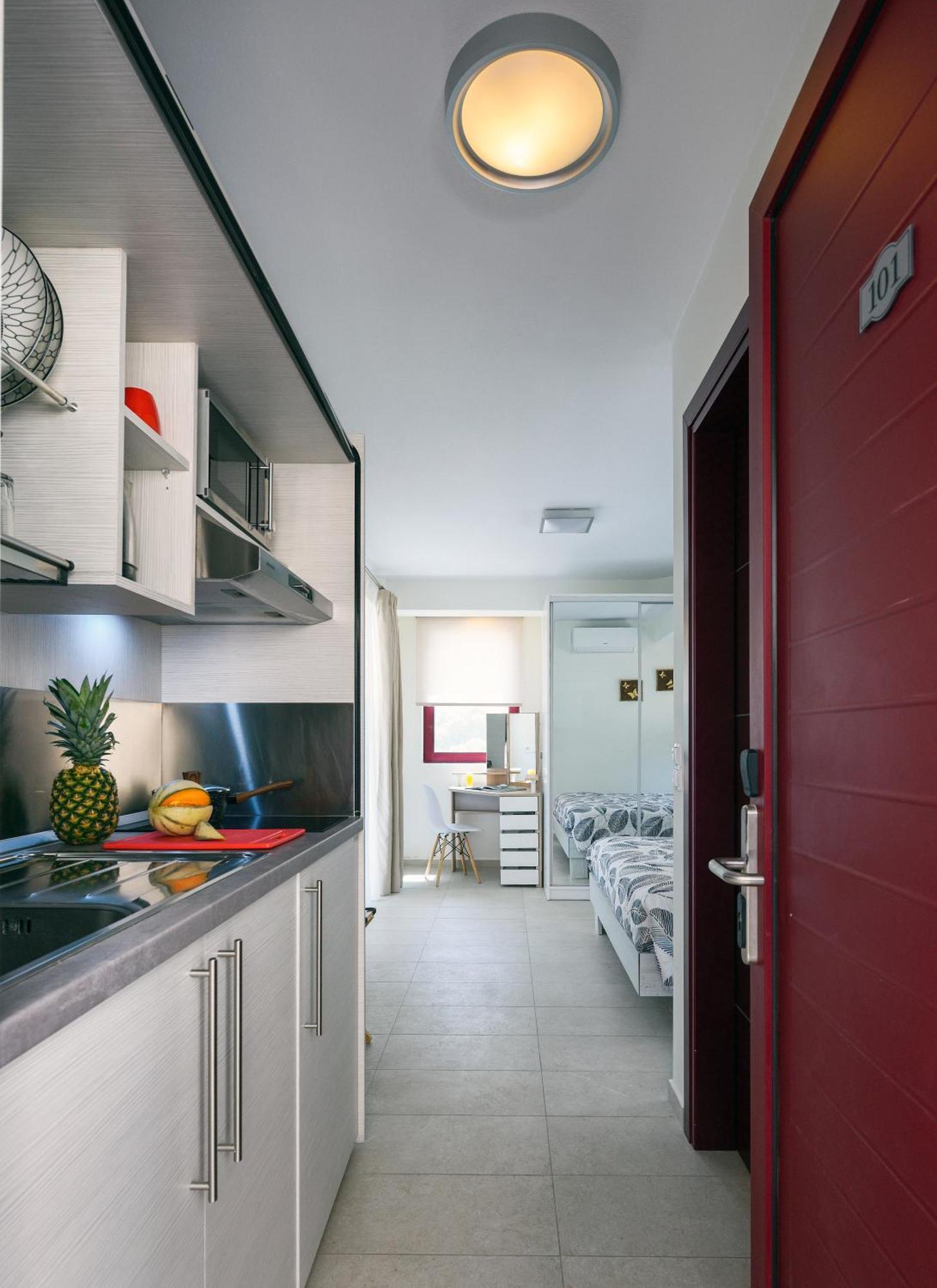 Elpiniki Luxury Rooms Νέα Ποτίδαια Εξωτερικό φωτογραφία