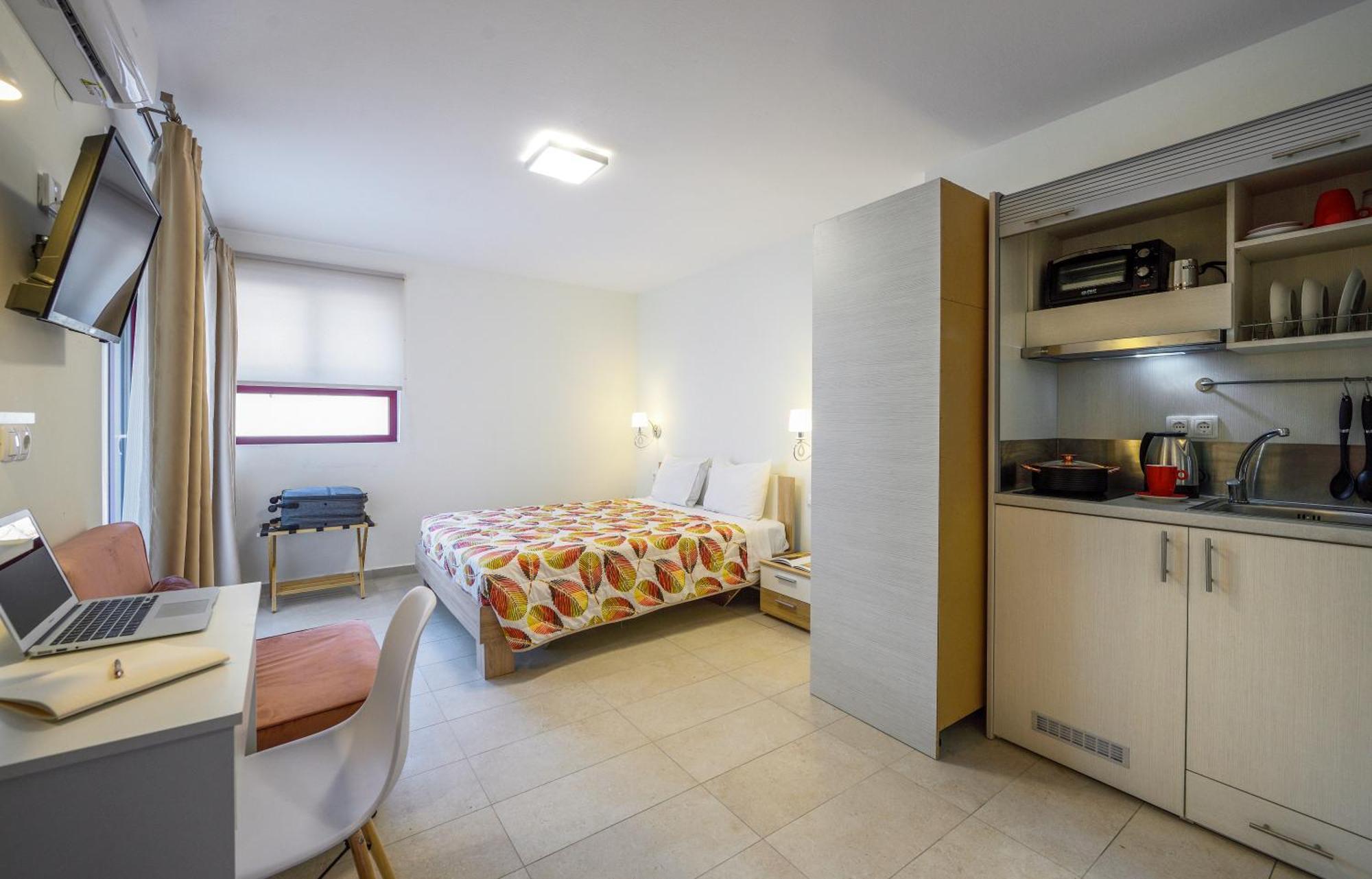Elpiniki Luxury Rooms Νέα Ποτίδαια Εξωτερικό φωτογραφία