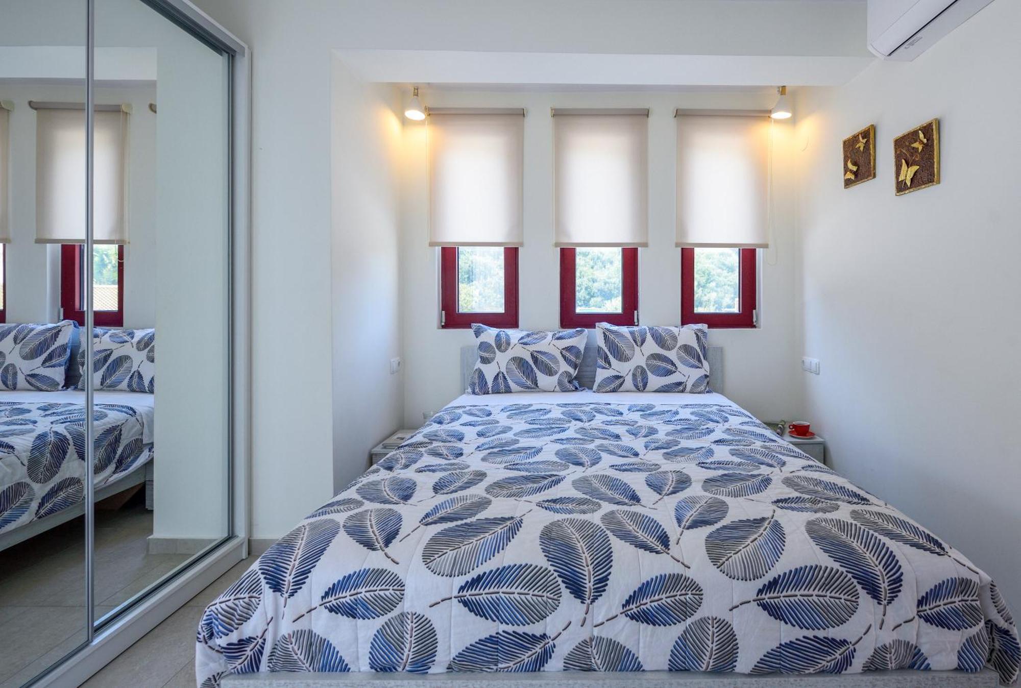 Elpiniki Luxury Rooms Νέα Ποτίδαια Εξωτερικό φωτογραφία